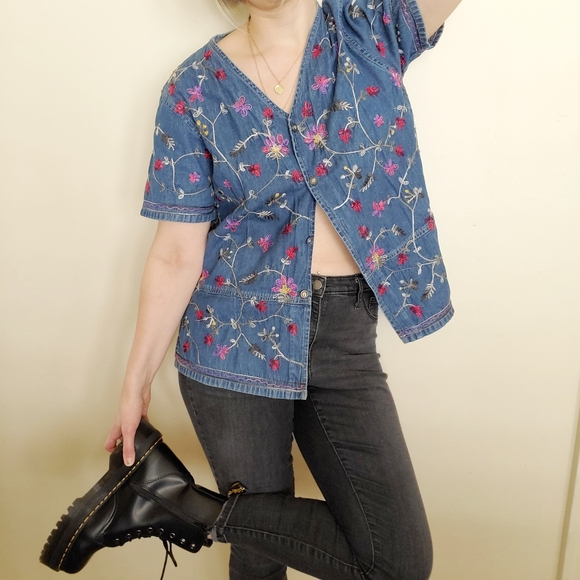 Vintage Denim Floral Garden Top - Picture 3 of 6